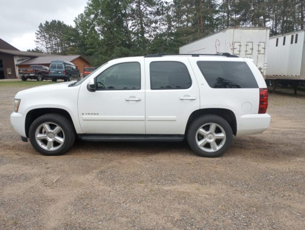 2009 Chevy Tahoe - Image 4