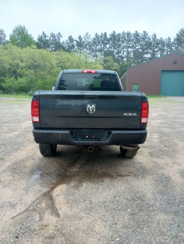 2015 RAM 1500 - Image 5