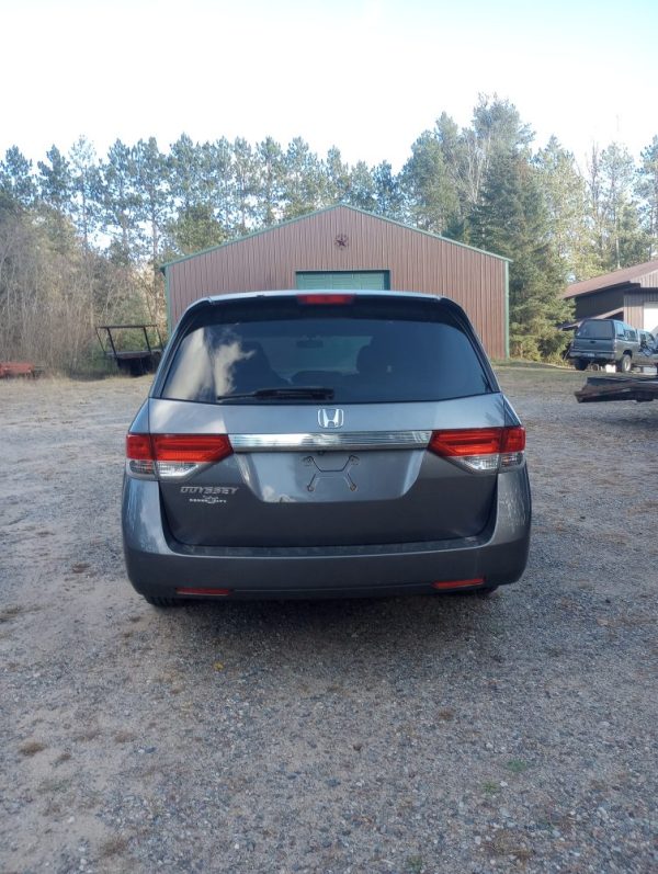 2014 Honda Odyssey - Image 5