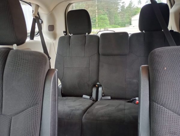 2014 Dodge Grand Caravan SXT - Image 12