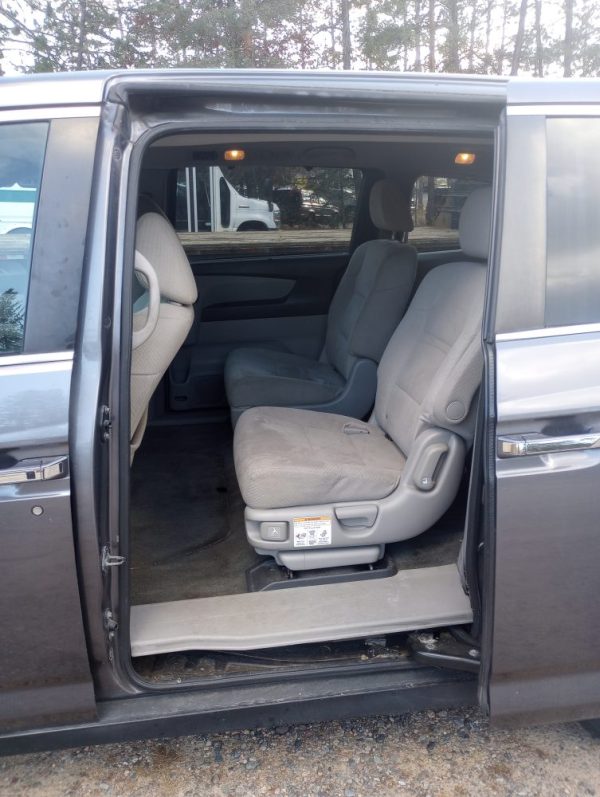 2014 Honda Odyssey - Image 14