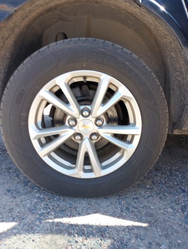 2016 Chevy Equinox - Image 16
