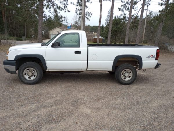 2006 Chevrolet 2500 - Image 4